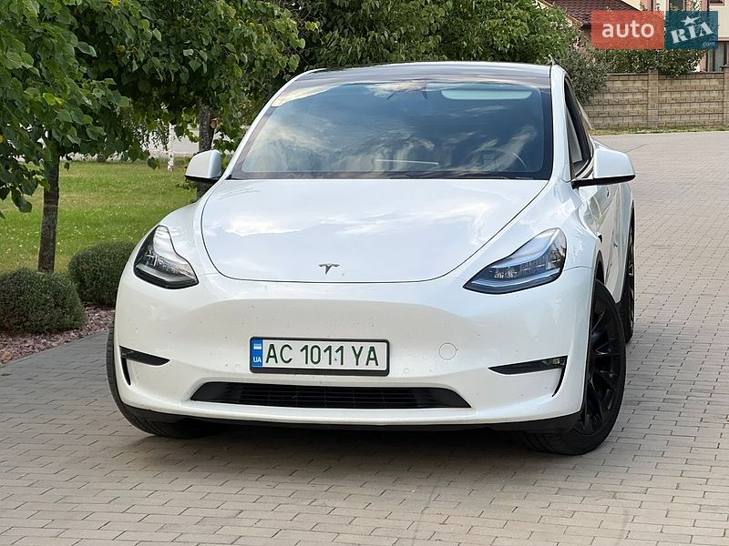Позашляховик / Кросовер Tesla Model Y 2020 в Рівному фото 10 Позашляховик / Кросовер Tesla Model Y 2020 в Рівному