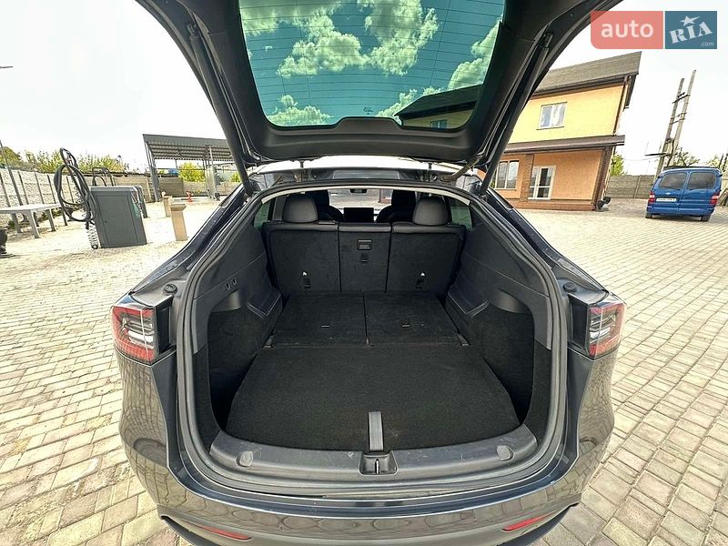 Внедорожник / Кроссовер Tesla Model Y 2021 в Одессе