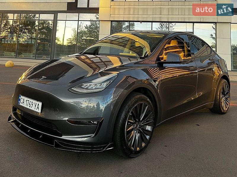 Tesla Model Y 2022