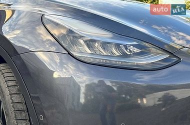Внедорожник / Кроссовер Tesla Model Y 2021 в Киеве фото 4 Внедорожник / Кроссовер Tesla Model Y 2021 в Киеве