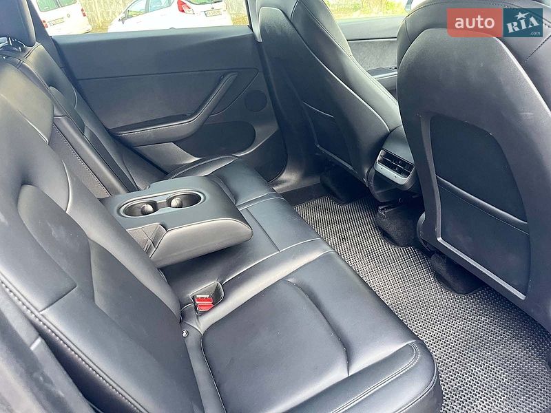 Внедорожник / Кроссовер Tesla Model Y 2021 в Киеве фото 22 Внедорожник / Кроссовер Tesla Model Y 2021 в Киеве