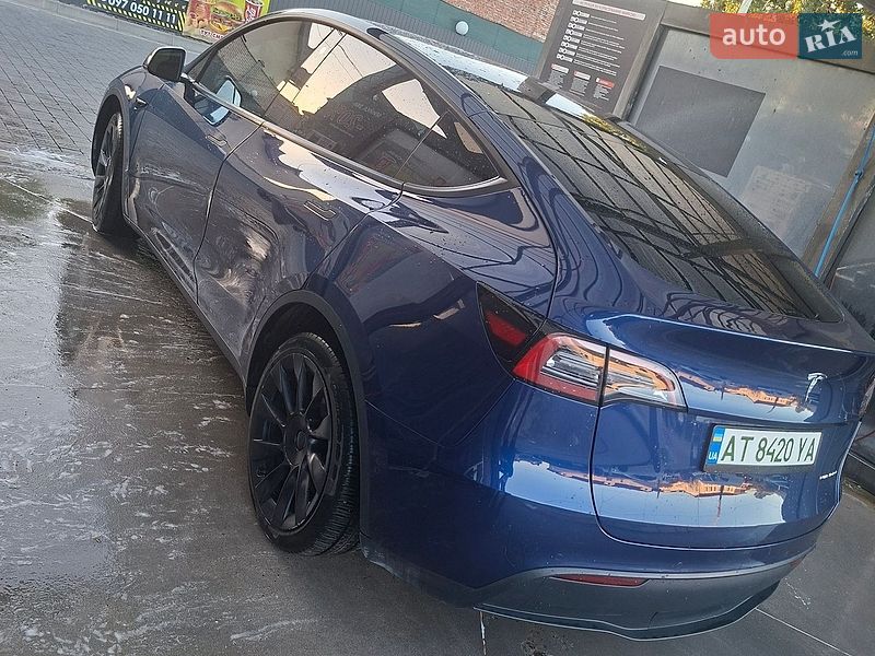 Внедорожник / Кроссовер Tesla Model Y 2022 в Ивано-Франковске