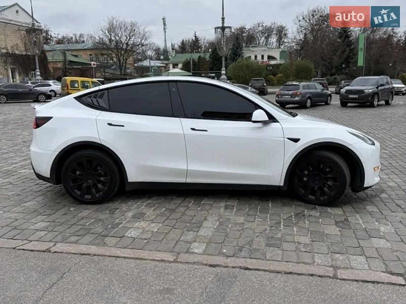 Внедорожник / Кроссовер Tesla Model Y 2021 в Киеве фото 4 Внедорожник / Кроссовер Tesla Model Y 2021 в Киеве
