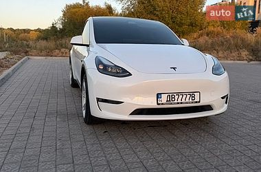 Позашляховик / Кросовер Tesla Model Y 2021 в Львові