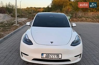 Позашляховик / Кросовер Tesla Model Y 2021 в Львові
