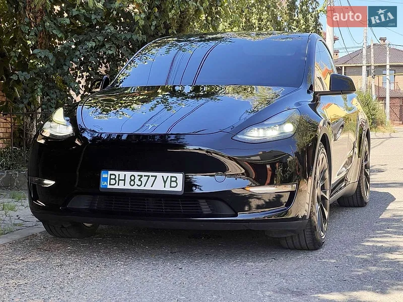 Tesla Model Y