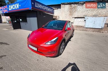 Tesla Model Y  2022