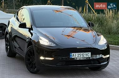 Tesla Model Y  2023