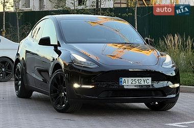 Внедорожник / Кроссовер Tesla Model Y 2023 в Киеве