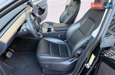 Внедорожник / Кроссовер Tesla Model Y 2023 в Киеве