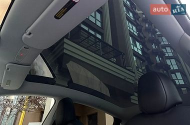 Внедорожник / Кроссовер Tesla Model Y 2023 в Киеве