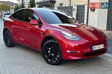 Tesla Model Y 2020