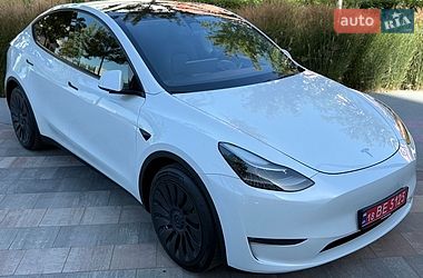 Позашляховик / Кросовер Tesla Model Y 2023 в Києві