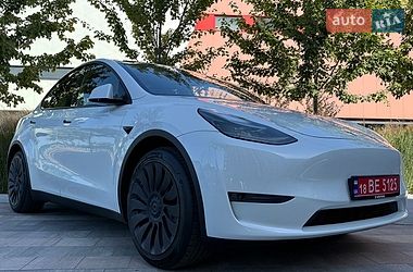 Позашляховик / Кросовер Tesla Model Y 2023 в Києві