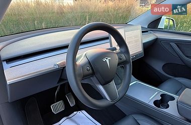 Позашляховик / Кросовер Tesla Model Y 2023 в Києві