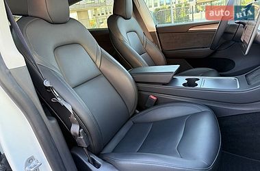 Позашляховик / Кросовер Tesla Model Y 2023 в Києві