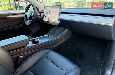 Позашляховик / Кросовер Tesla Model Y 2023 в Києві