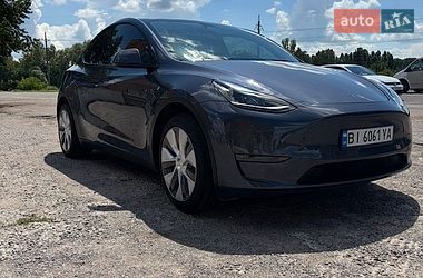 Tesla Model Y  2023