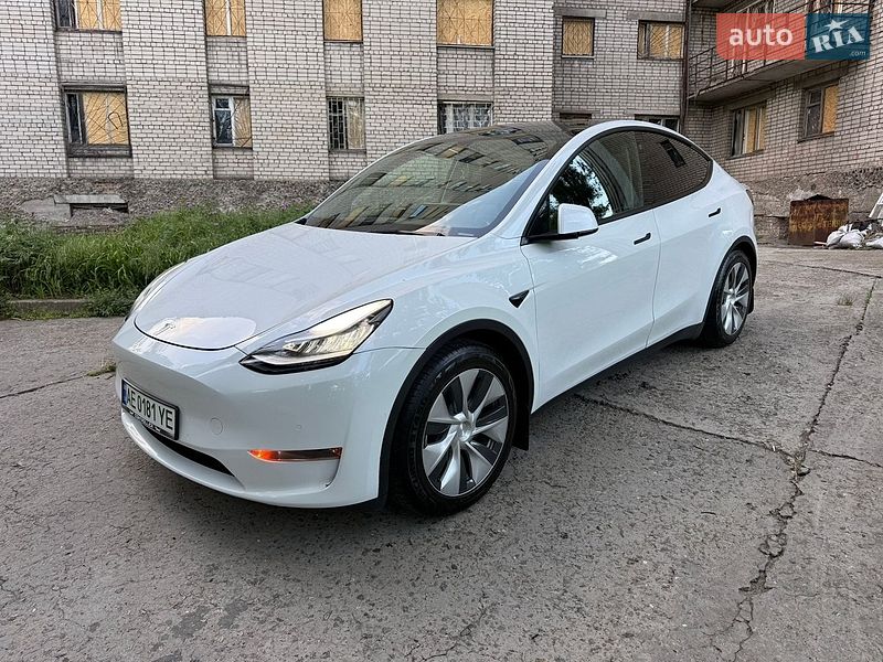Внедорожник / Кроссовер Tesla Model Y 2021 в Днепре