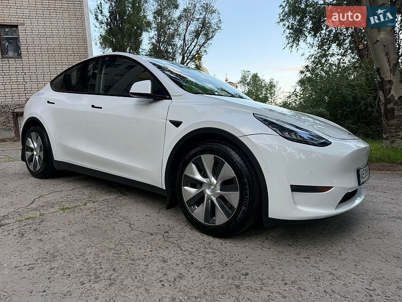 Внедорожник / Кроссовер Tesla Model Y 2021 в Днепре