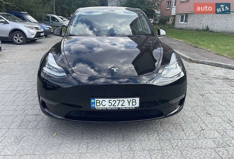 Внедорожник / Кроссовер Tesla Model Y 2022 в Львове