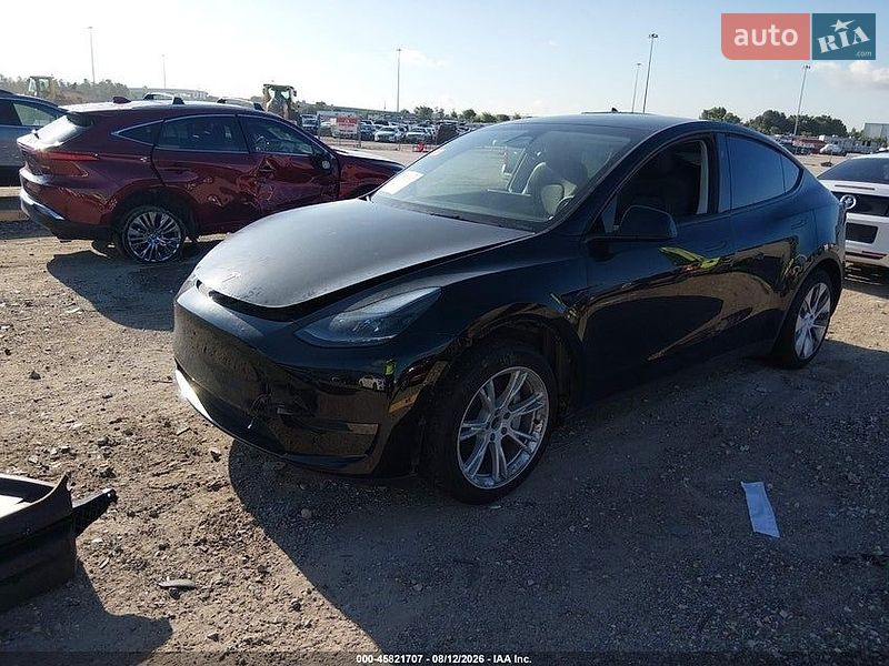 Внедорожник / Кроссовер Tesla Model Y 2024 в Львове фото 2 Внедорожник / Кроссовер Tesla Model Y 2024 в Львове