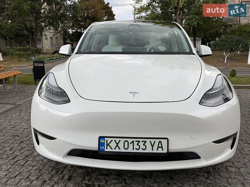 Tesla Model Y 2022 Tesla Model Y 2022