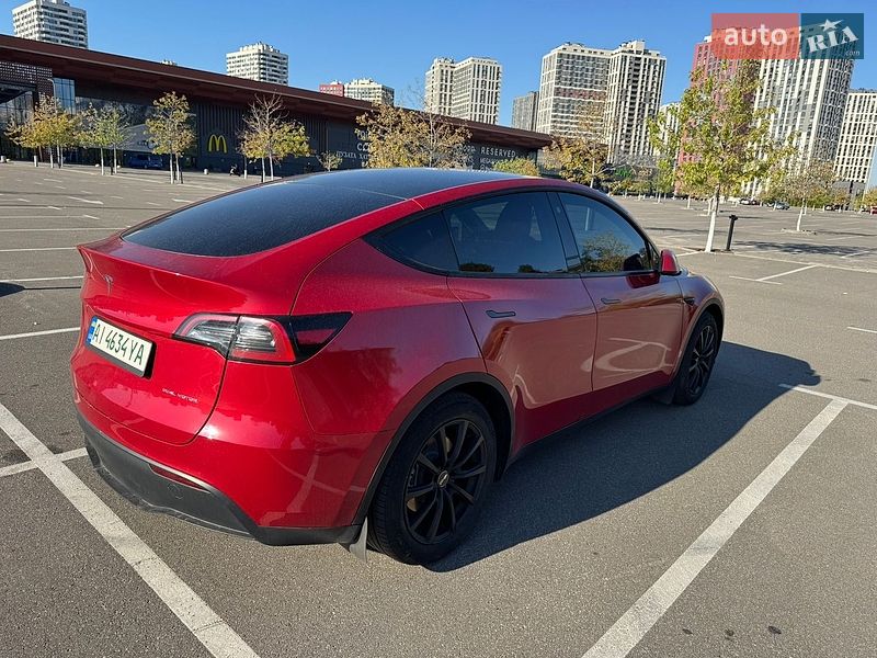 Позашляховик / Кросовер Tesla Model Y 2023 в Києві
