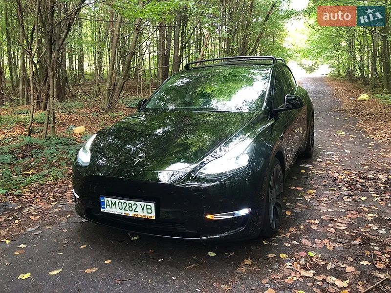 Tesla Model Y