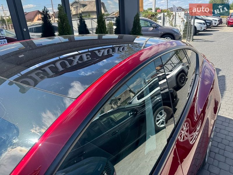Позашляховик / Кросовер Tesla Model Y 2025 в Івано-Франківську