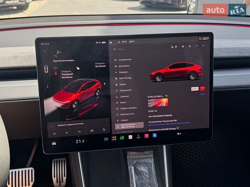 Позашляховик / Кросовер Tesla Model Y 2025 в Івано-Франківську