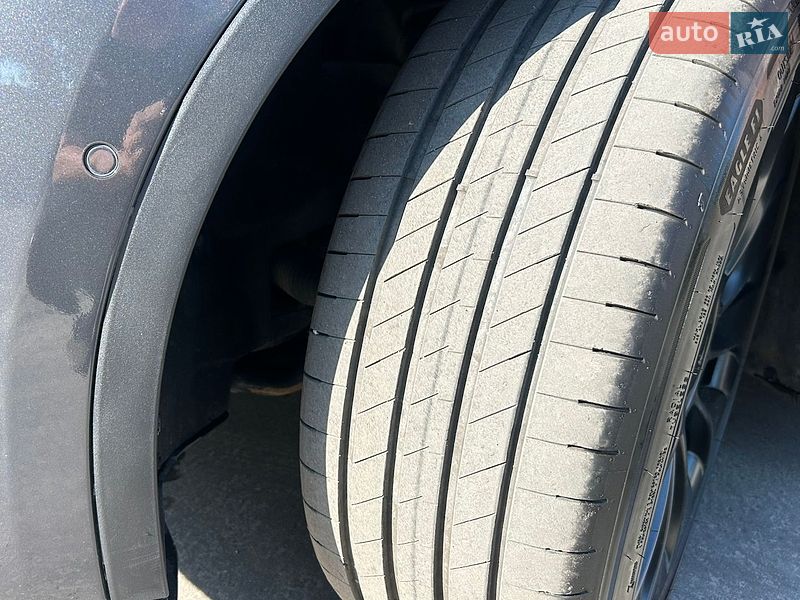 Внедорожник / Кроссовер Tesla Model Y 2022 в Киеве