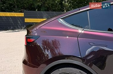 Внедорожник / Кроссовер Tesla Model Y 2021 в Киеве