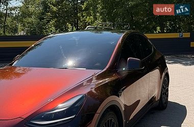 Внедорожник / Кроссовер Tesla Model Y 2021 в Киеве