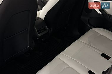 Внедорожник / Кроссовер Tesla Model Y 2021 в Киеве