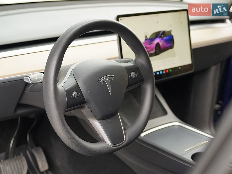Внедорожник / Кроссовер Tesla Model Y 2022 в Луцке