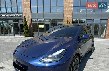 Tesla Model Y  2022