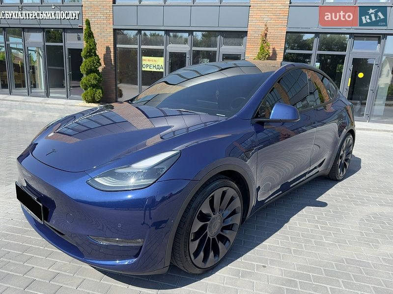 Внедорожник / Кроссовер Tesla Model Y 2022 в Виннице