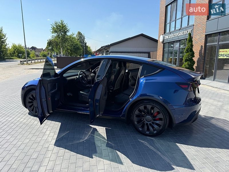 Внедорожник / Кроссовер Tesla Model Y 2022 в Виннице