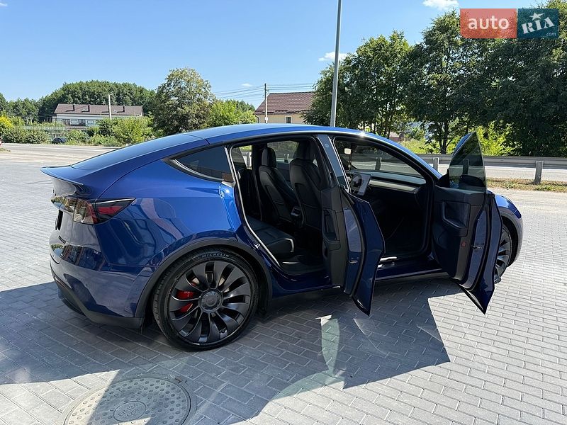 Внедорожник / Кроссовер Tesla Model Y 2022 в Виннице