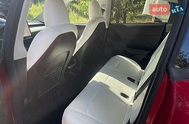 Внедорожник / Кроссовер Tesla Model Y 2024 в Киеве
