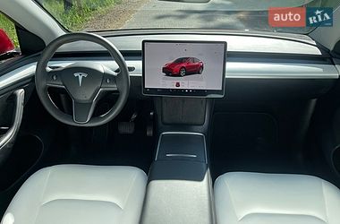 Внедорожник / Кроссовер Tesla Model Y 2024 в Киеве