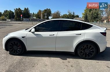 Позашляховик / Кросовер Tesla Model Y 2021 в Первомайську