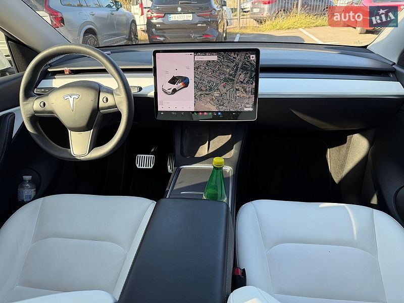 Внедорожник / Кроссовер Tesla Model Y 2021 в Киеве