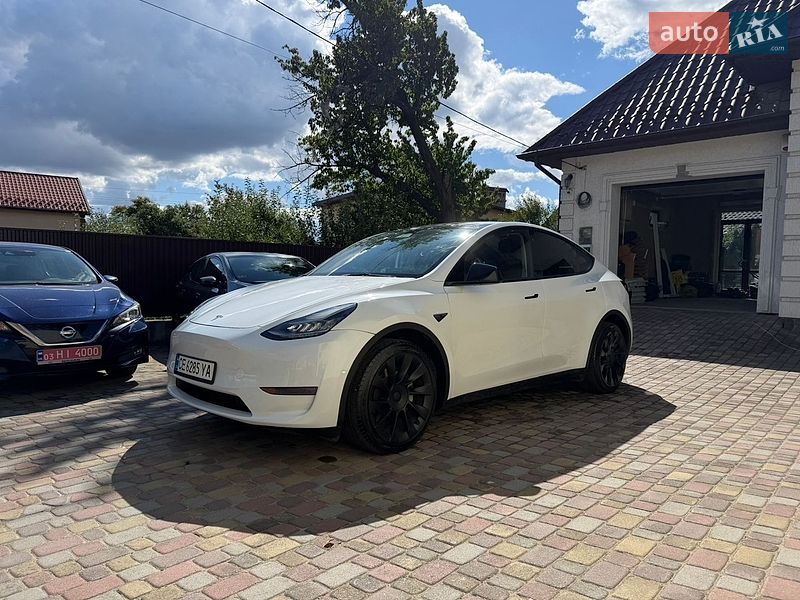 Tesla Model Y 2023 Tesla Model Y 2023