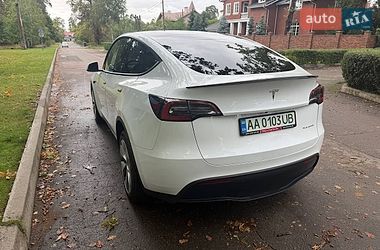 Внедорожник / Кроссовер Tesla Model Y 2023 в Киеве