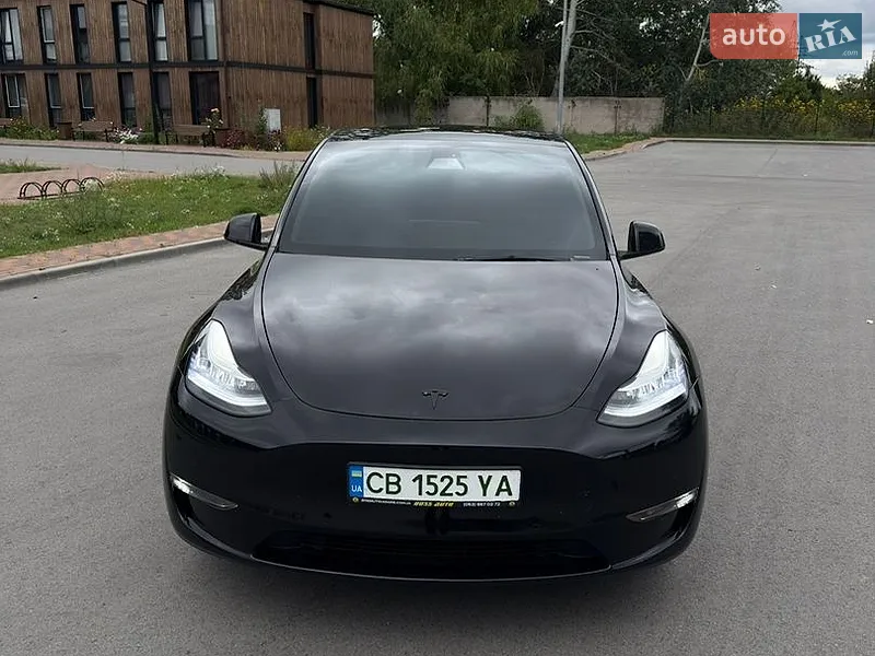Tesla Model Y 2021