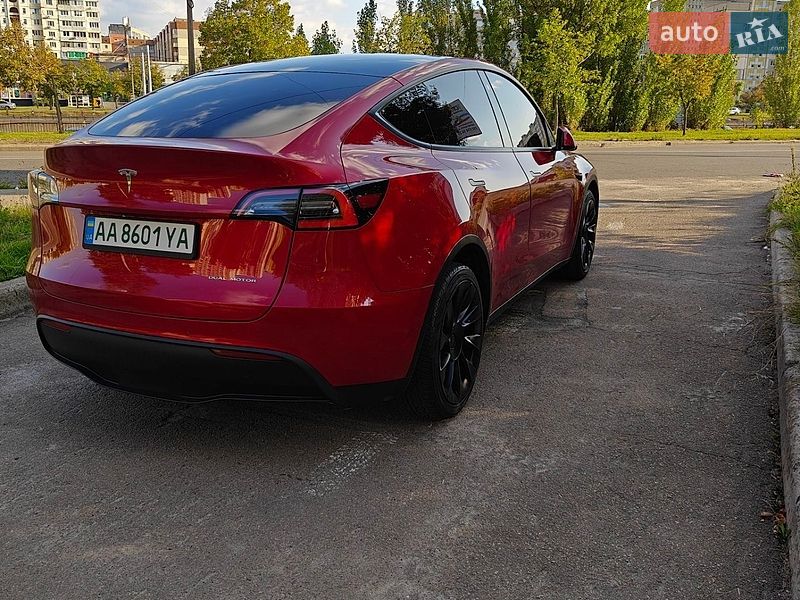 Позашляховик / Кросовер Tesla Model Y 2020 в Києві