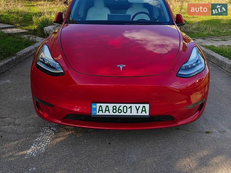 Позашляховик / Кросовер Tesla Model Y 2020 в Києві