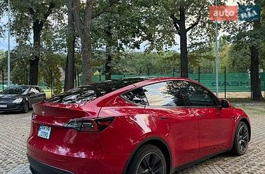 Позашляховик / Кросовер Tesla Model Y 2020 в Харкові